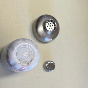 Swell Marble and Silver Accent Shaker